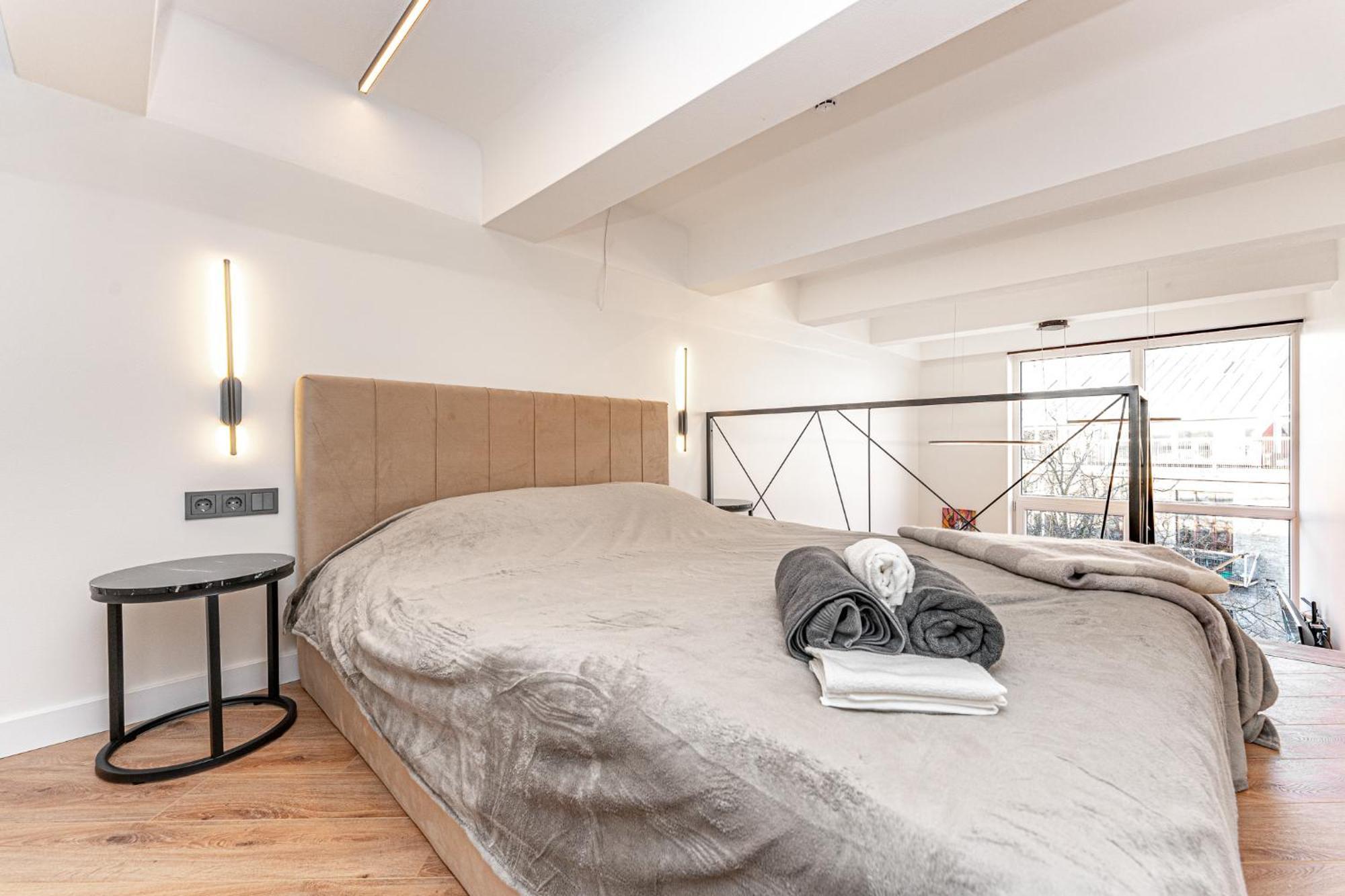 Cozy Loft In Center Butas